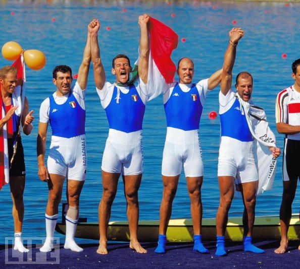 italian-rowers-credit-adam-pretty-allsport.jpg